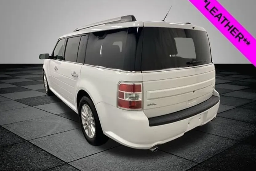 2016 Ford Flex SEL photo 1