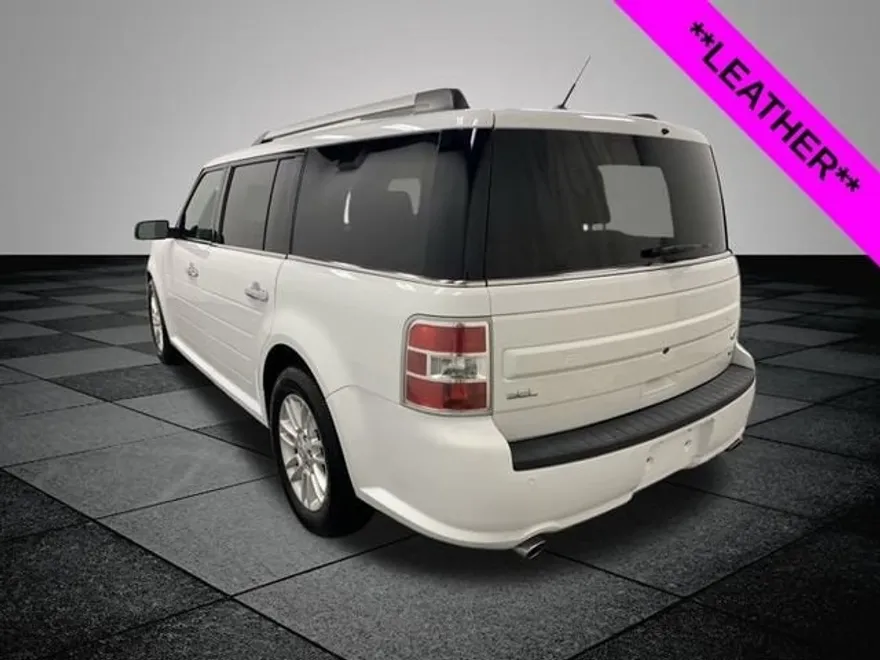 2016 Ford Flex SEL photo 1