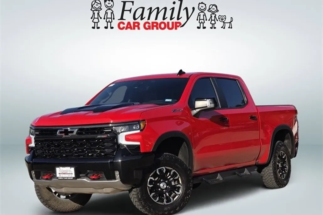 2024 Chevrolet Silverado 1500 ZR2 photo 1