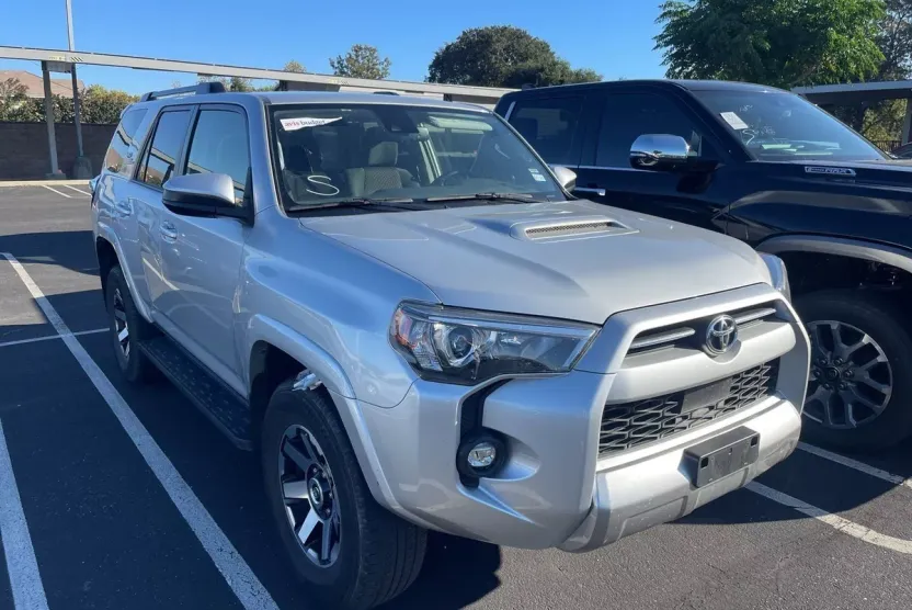 2024 Toyota 4Runner TRD photo 1