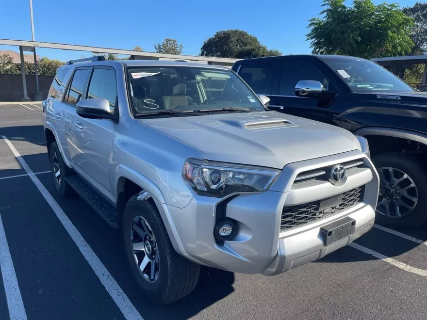 2024 Toyota 4Runner TRD photo 1