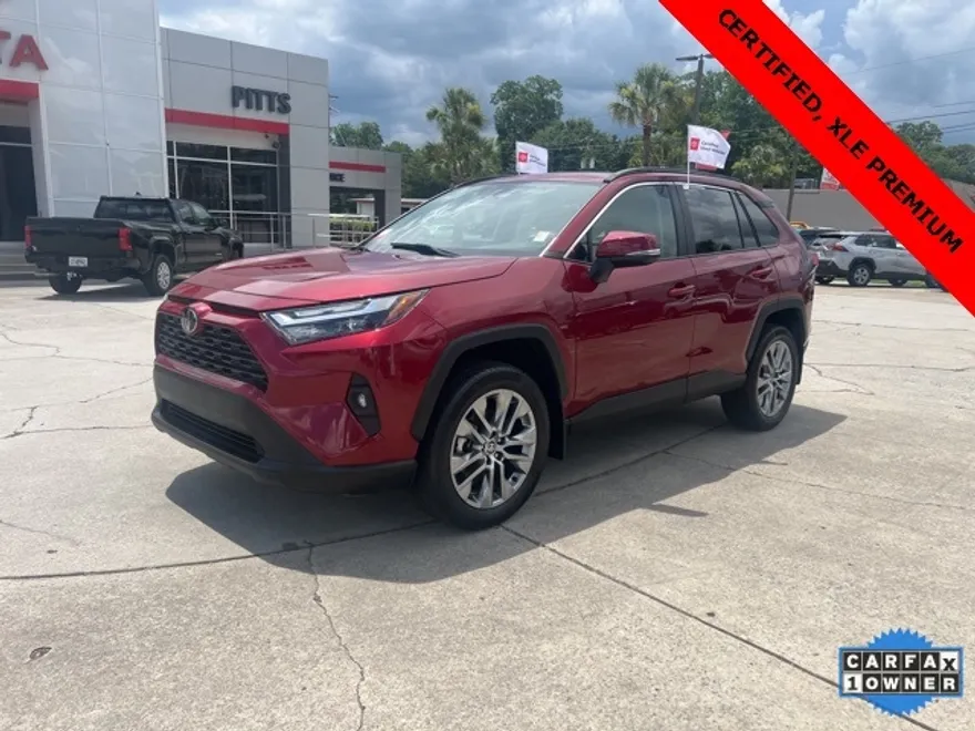 2024 Toyota RAV4 XLE Premium photo 1
