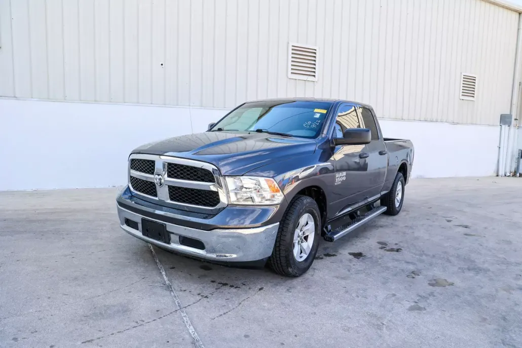 2019 Ram 1500 Tradesman photo 1
