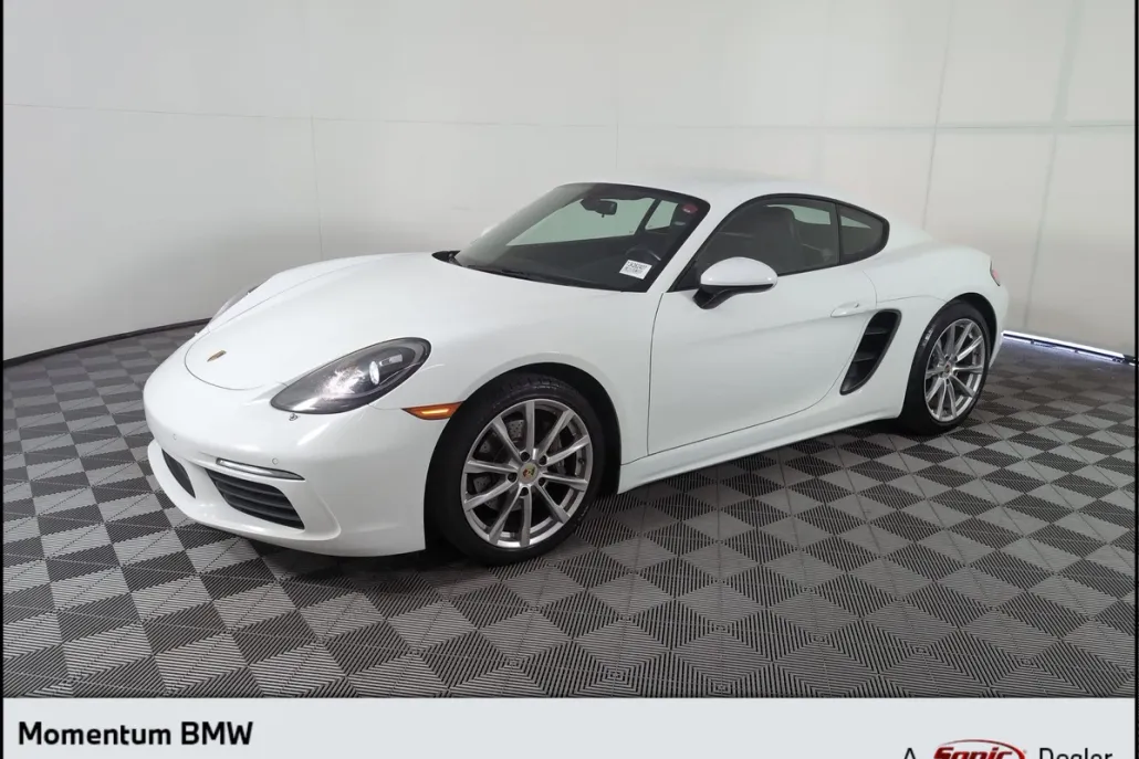 2018 Porsche Cayman photo 1
