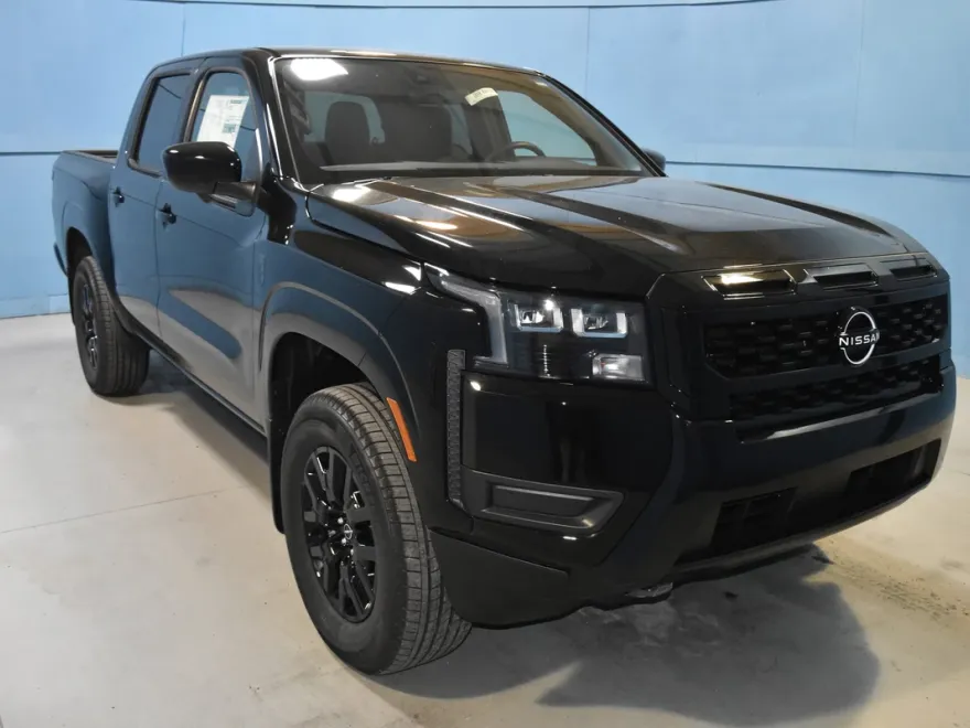 2026 Nissan Frontier SV photo 1