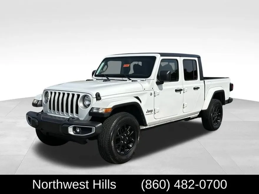 2023 Jeep Gladiator Overland photo 1