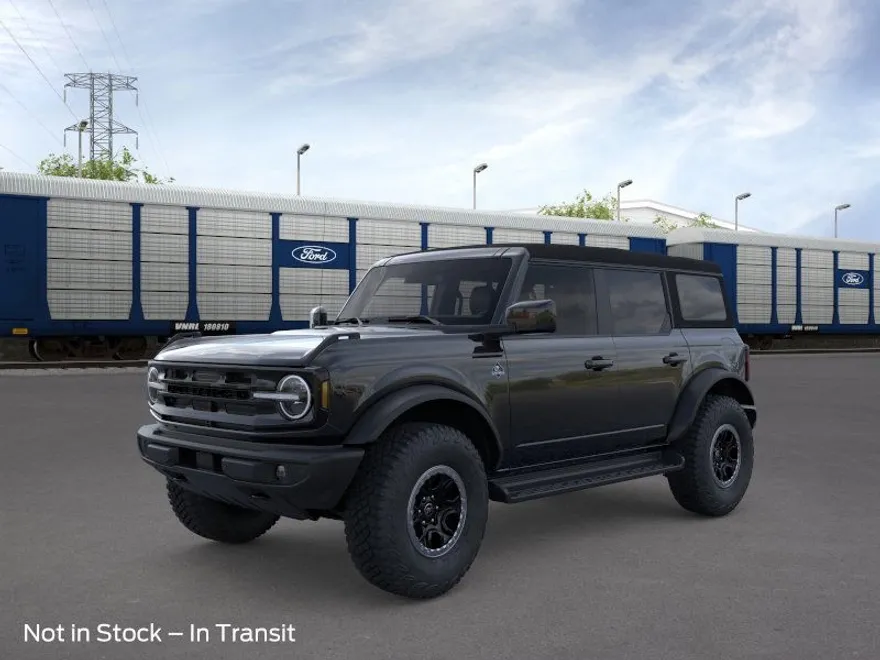 2025 Ford Bronco Outer Banks photo 1