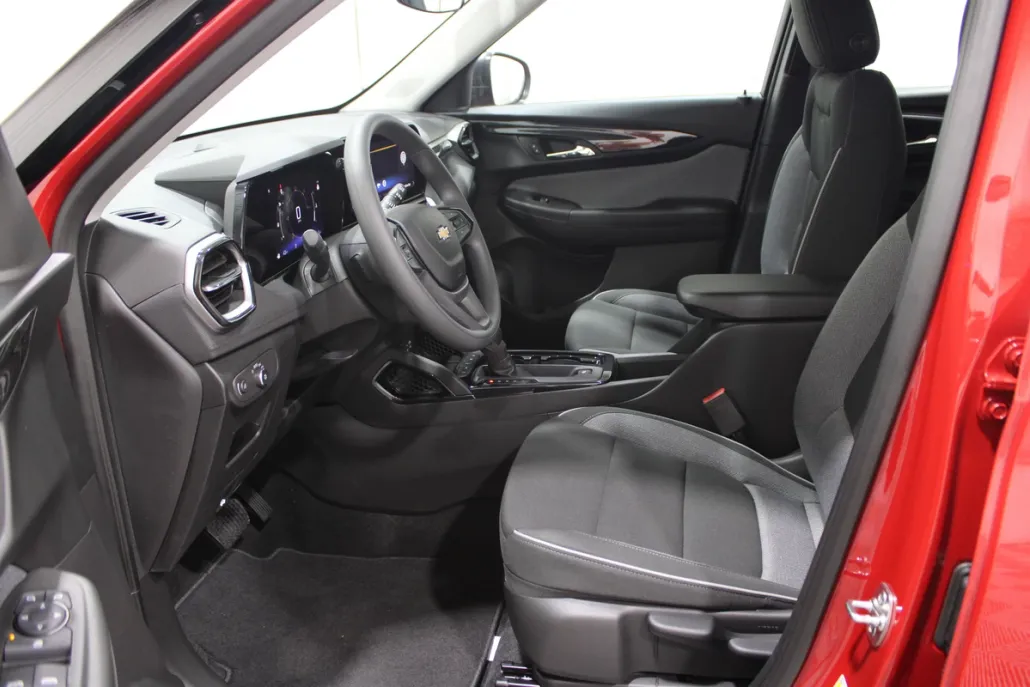 2026 Chevrolet Trailblazer LS photo 1