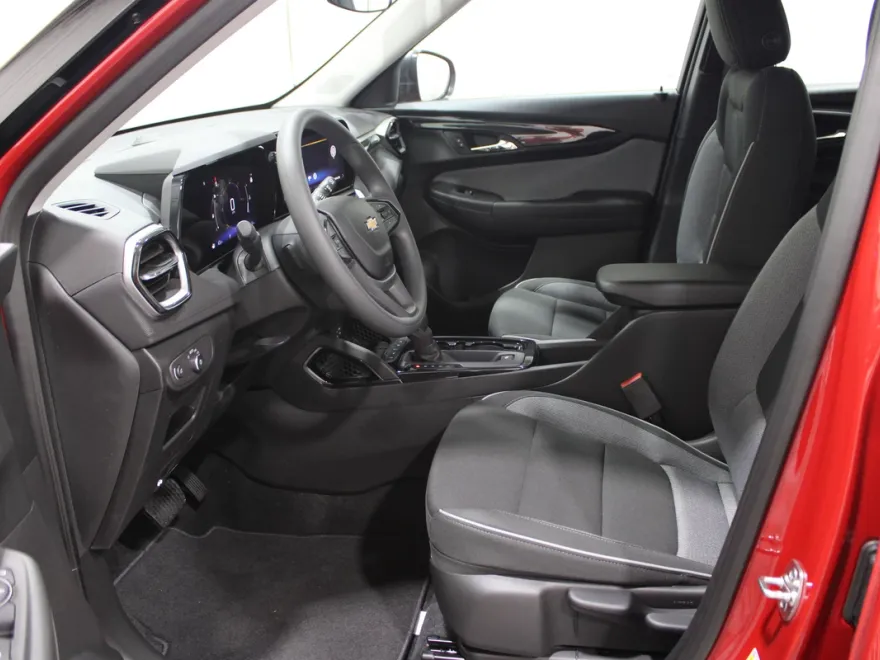 2026 Chevrolet Trailblazer LS photo 1