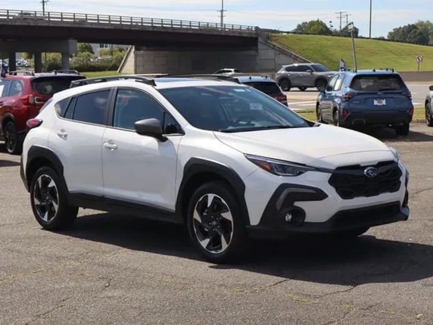2025 Subaru Crosstrek Limited photo 1