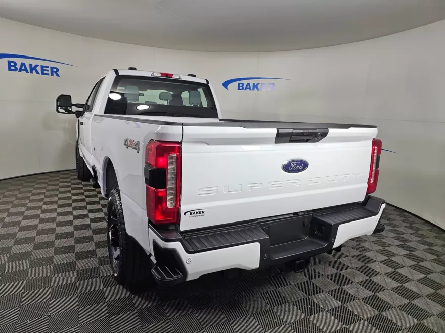 2025 Ford F-350 XL photo 1
