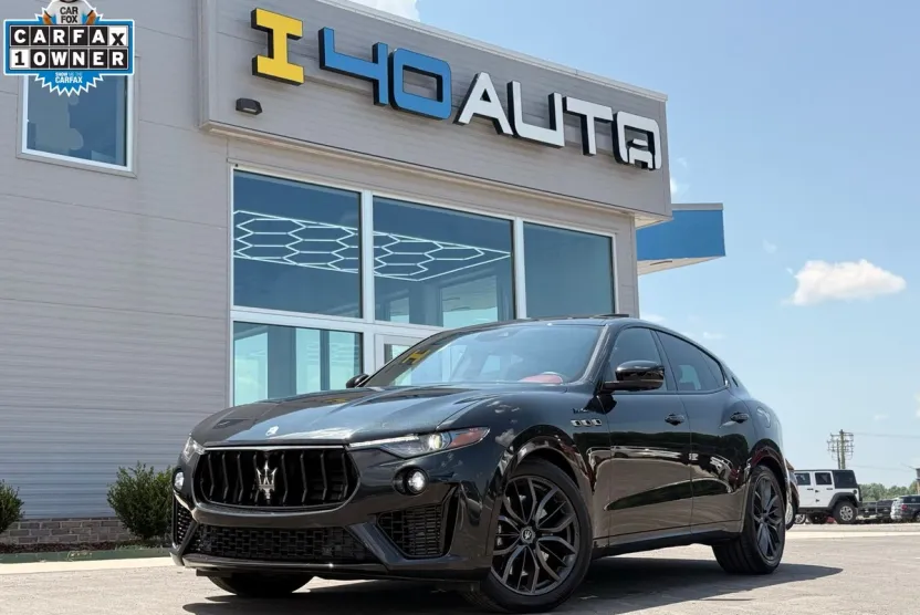 2022 Maserati Levante Modena photo 1