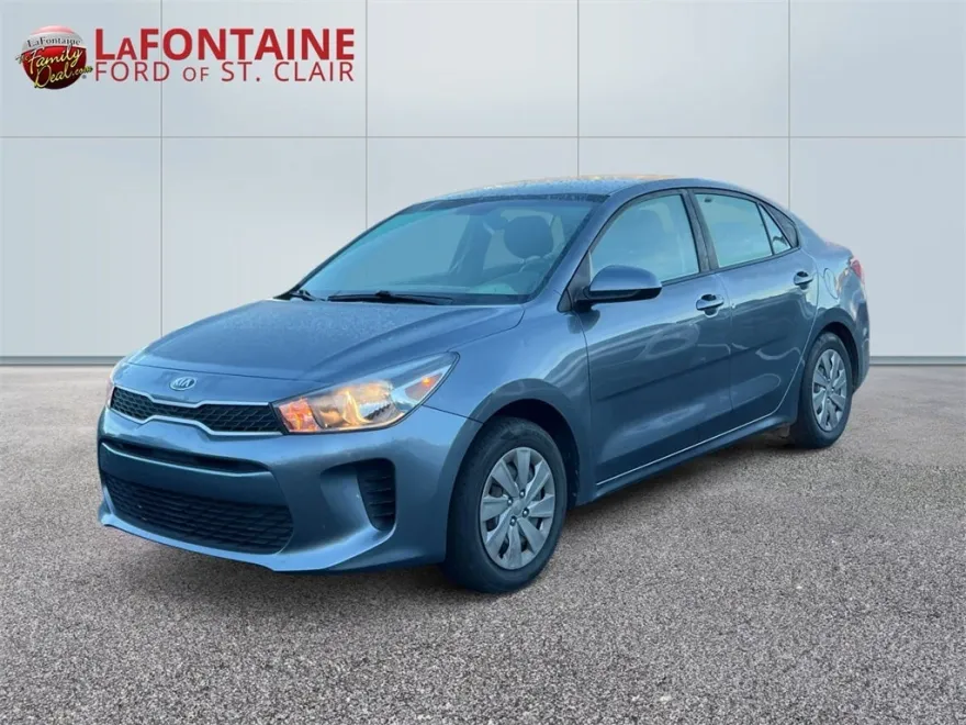2019 Kia Rio S photo 1