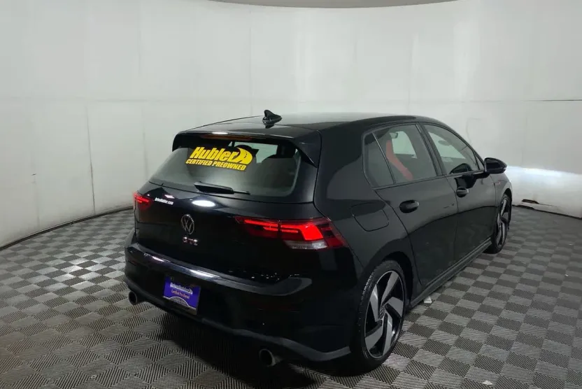 2024 Volkswagen Golf GTI S photo 1