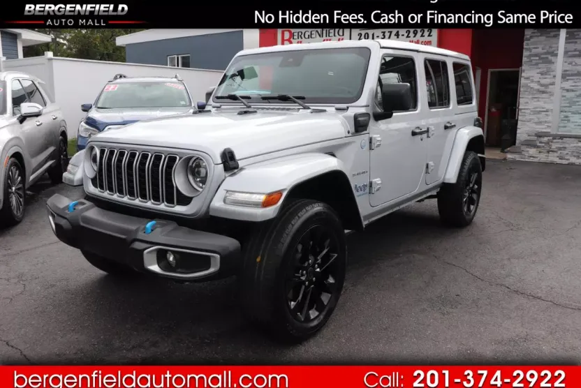 2024 Jeep Wrangler 4xe Sahara photo 1