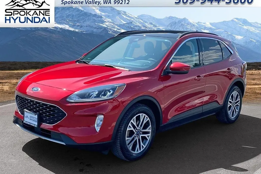 2021 Ford Escape SEL photo 1