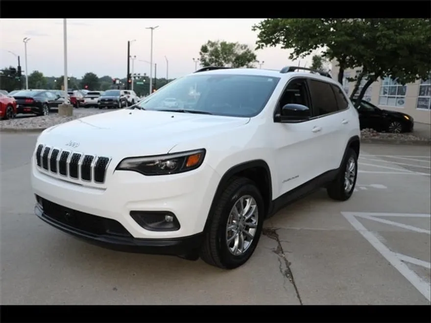 2022 Jeep Cherokee Latitude Lux photo 1