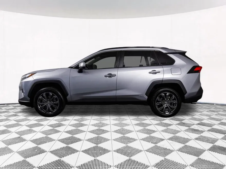 2023 Toyota RAV4 Hybrid Limited photo 1