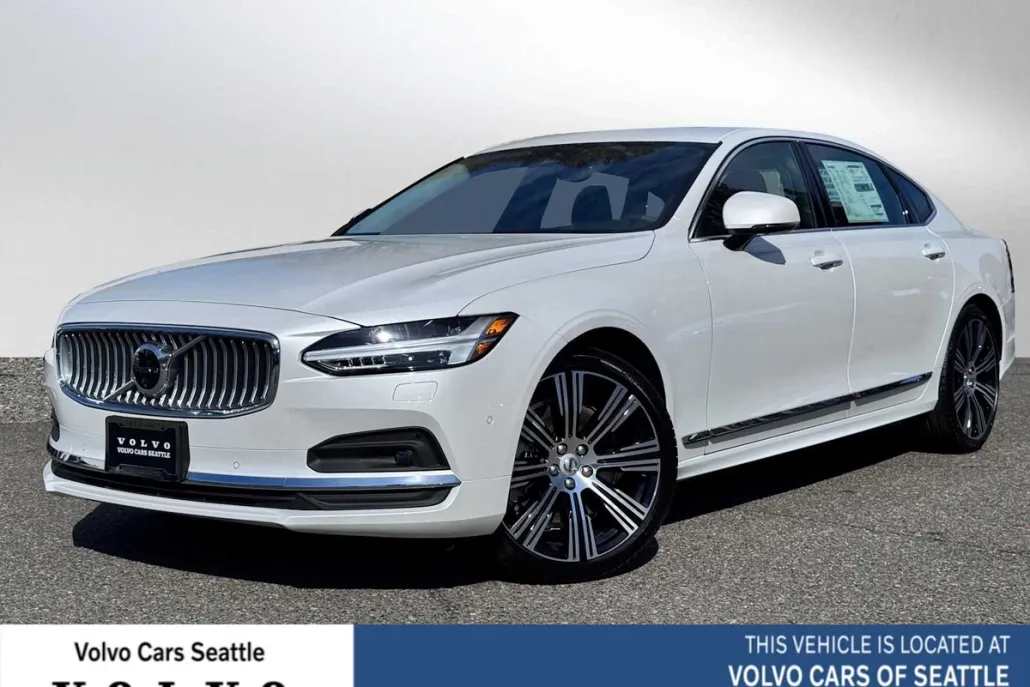 2025 Volvo S90 photo 1