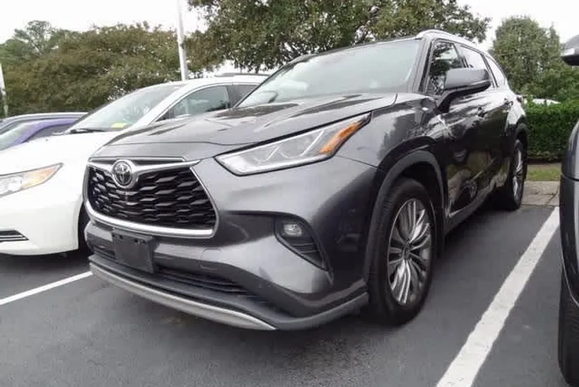2020 Toyota Highlander Platinum photo 1