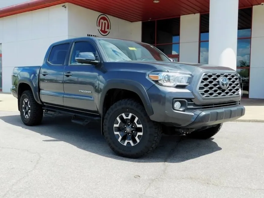 2022 Toyota Tacoma TRD Off-Road photo 1