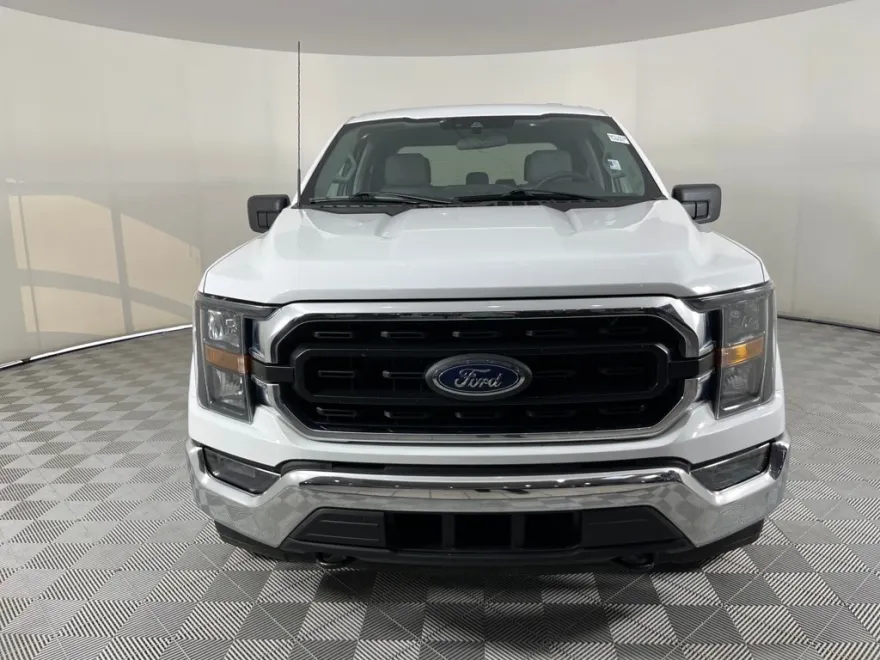 2023 Ford F-150 XLT photo 1
