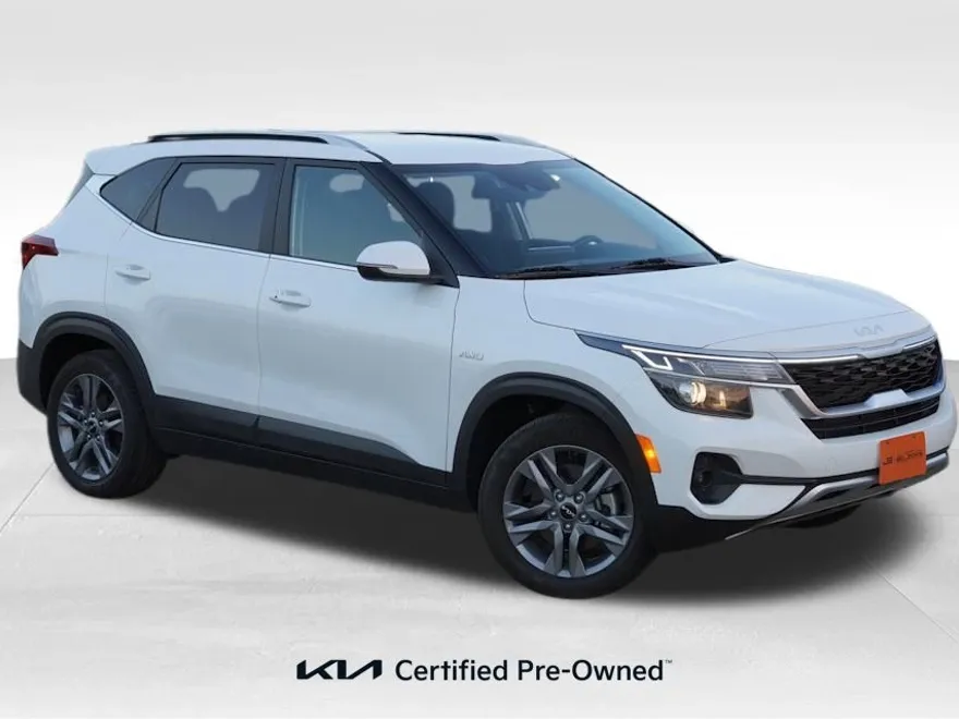 2023 Kia Seltos S photo 1