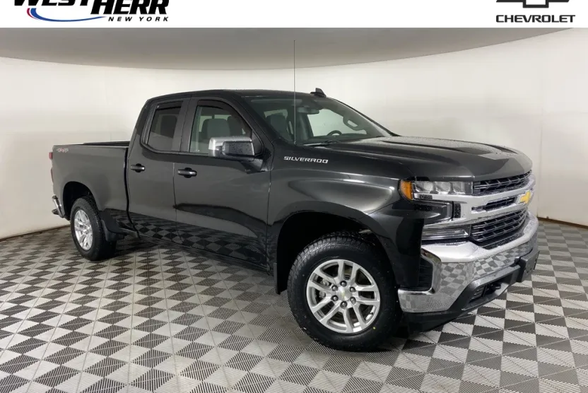2020 Chevrolet Silverado 1500 LT photo 1