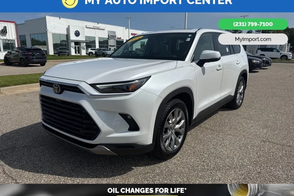 2024 Toyota Highlander Hybrid Limited photo 1