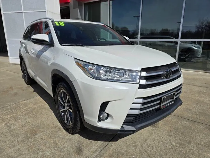 2018 Toyota Highlander XLE photo 1
