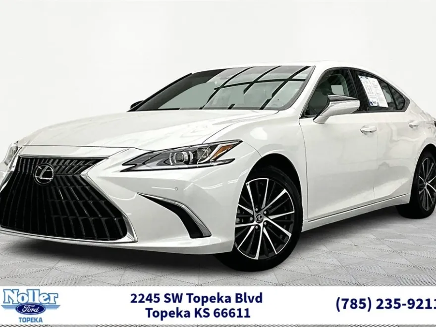 2024 Lexus ES 300h Premium photo 1