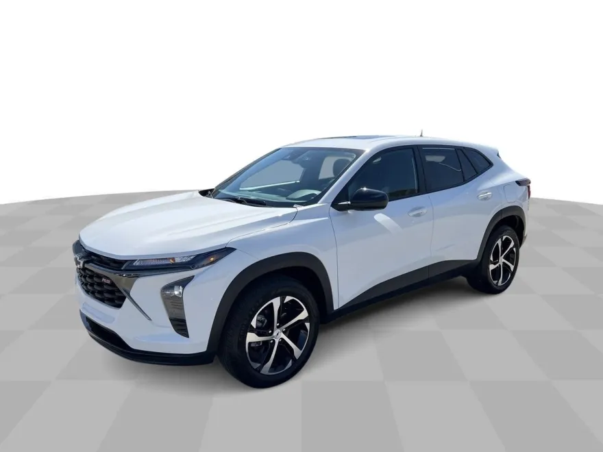2024 Chevrolet Trax photo 1