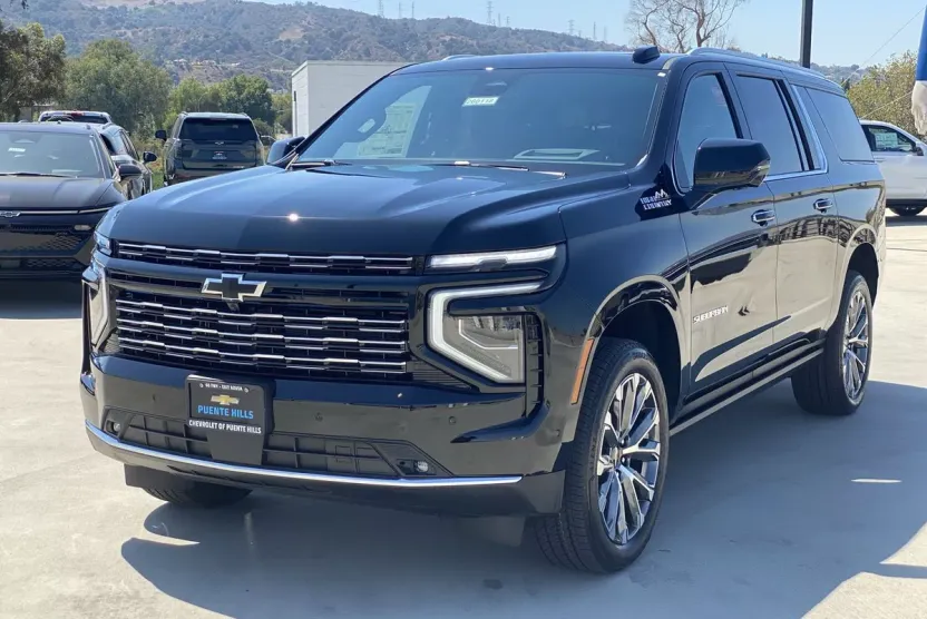 2026 Chevrolet Suburban High Country photo 1
