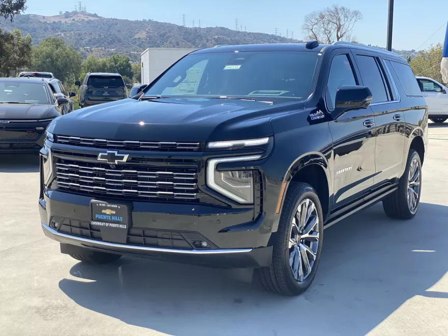2026 Chevrolet Suburban High Country photo 1