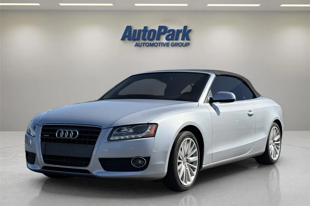 2010 Audi A5 2.0T Premium Quattro photo 1