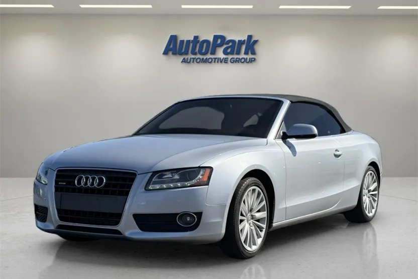 2010 Audi A5 2.0T Premium Quattro photo 1