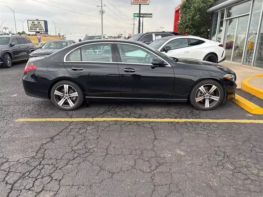 2025 Mercedes Benz C 300 photo 1