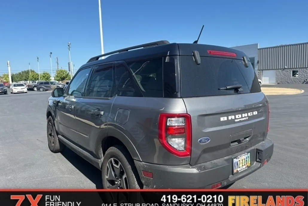 2021 Ford Bronco Sport Outer Banks photo 1