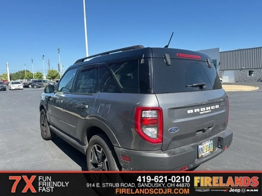 2021 Ford Bronco Sport Outer Banks photo 1
