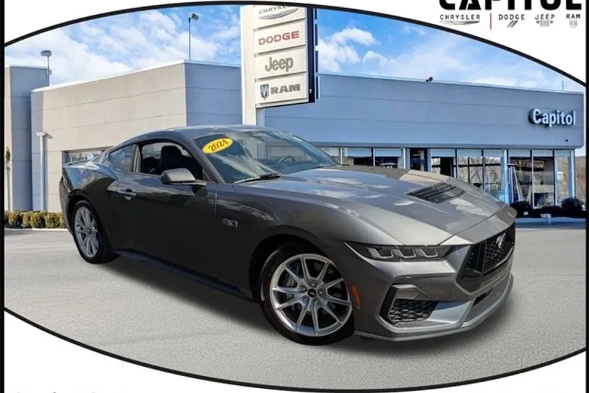 2024 Ford Mustang GT Premium photo 1