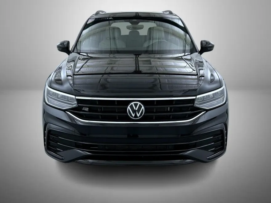 2023 Volkswagen Tiguan SE R-Line Black photo 1