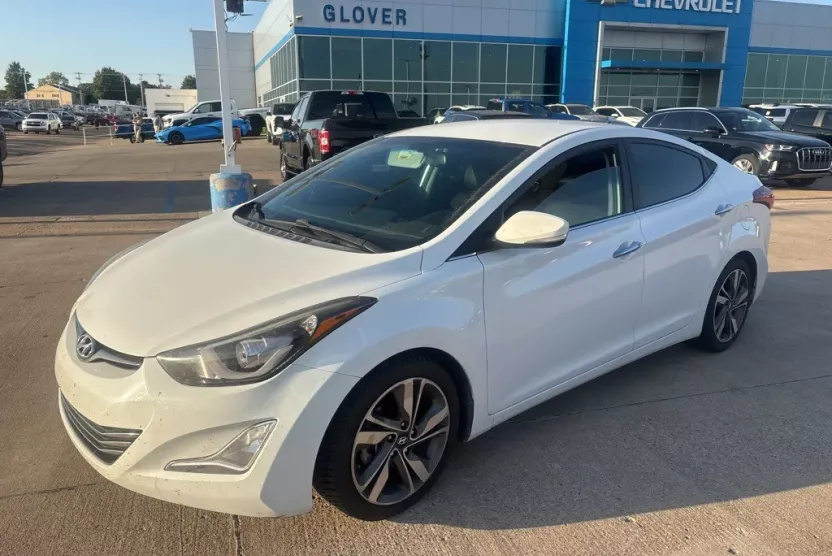 2014 Hyundai Elantra Limited photo 1