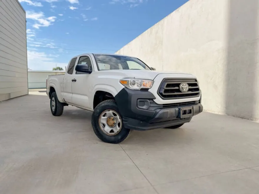 2020 Toyota Tacoma SR photo 1