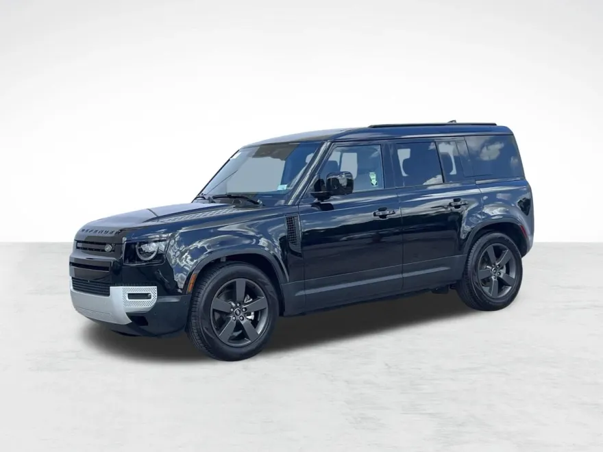 2025 Land Rover Defender 110 S photo 1