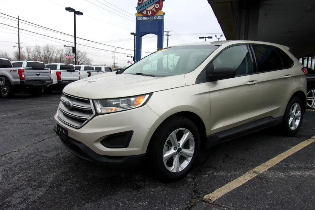2017 Ford Edge SE photo 1