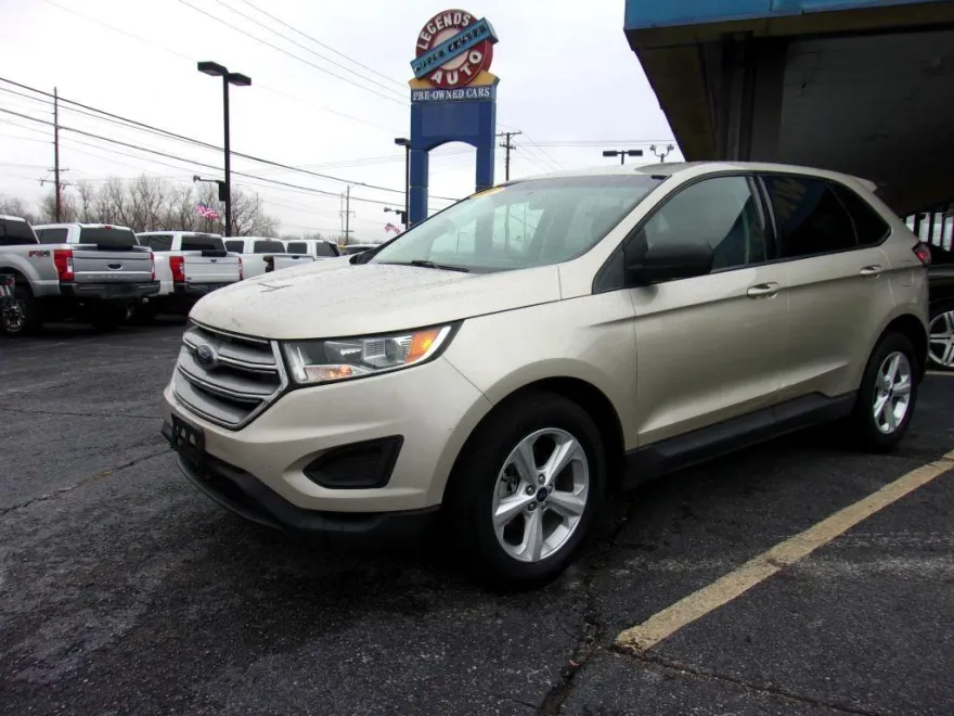 2017 Ford Edge SE photo 1