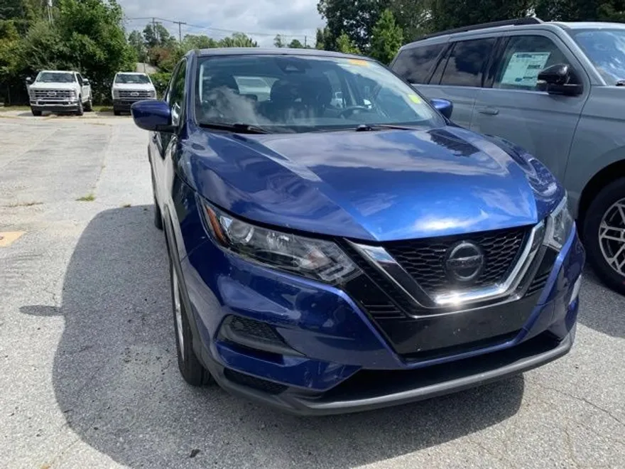 2021 Nissan Rogue Sport S photo 1