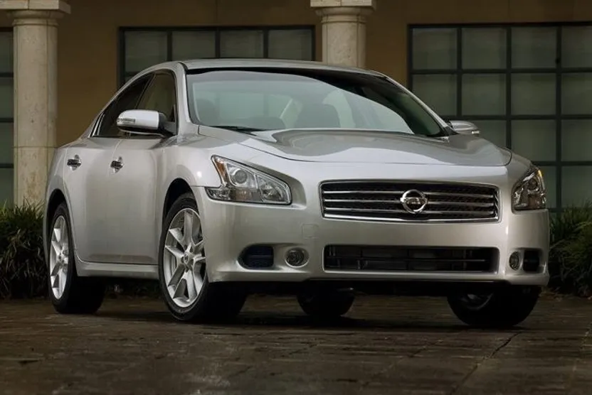 2011 Nissan Maxima SV Sport photo 1