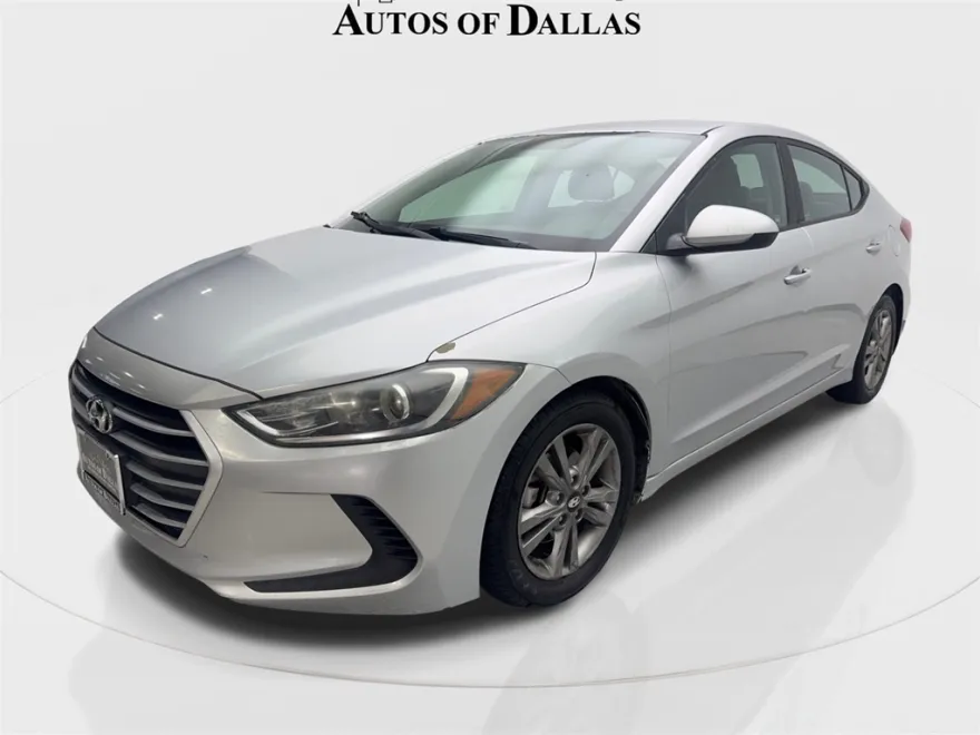 2018 Hyundai Elantra SEL photo 1