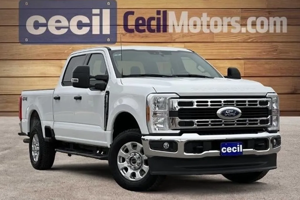 2023 Ford F-250 XLT photo 1